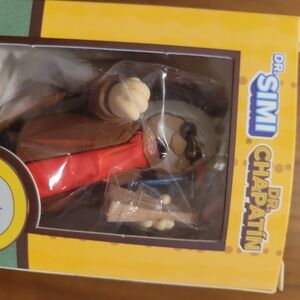 Dr. Simi Dr. Chapatin Figure